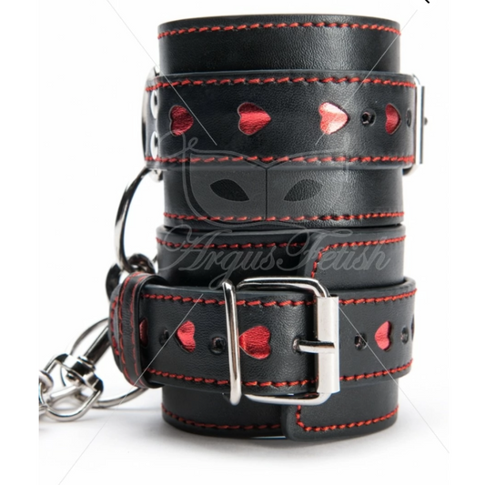 Argus Fetish Heart Ankle Cuffs – menottes pour chevilles avec chaîne détachable