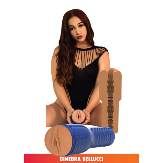 Private Tube Ginebra Bellucci - Masturbateur